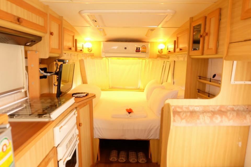 Loft Caravan Resort Haad Chao Samran Exterior foto